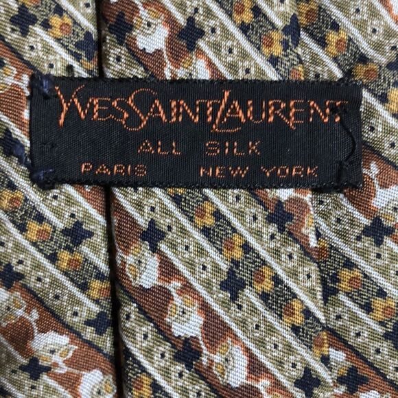 Yves Saint Laurent 💯% Silk Tie - Picture 2 of 5